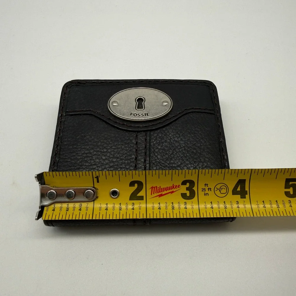 Fossil Bifold Wallet Womens Black Pebbled Leather Keyhole Logo SL3295